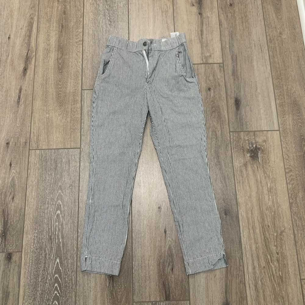 Hollister pants